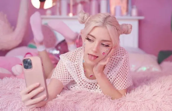 sex anime địt mẹ Mấy con ghệ điệu đà dễ thương thường thích được bắn lên mặt lắm